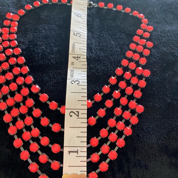 1-Fancy Glass Opal Rhinestones and Black Metal Necklace - Picture 4 of 10